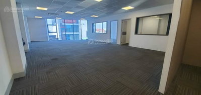 Cho thuê sàn vp 200m2, giá 42tr/th mặt tiền đường Nguyễn Trọng Tuyển, phường 2 quận Tân Bình
