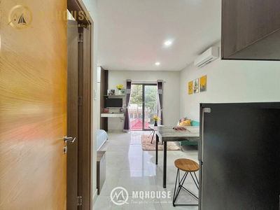 CĂN HỘ STUDIO BAN CÔNG – GẦN SÂN BAY – FULL NỘI THẤT – VIEW CỰC PHẨM