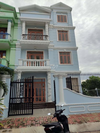 Biệt thự 10x20 3 lầu căn góc cực đẹp
