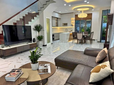 Bán gấp biệt thự sân vườn 200m2 gần Đỗ Xuân Hợp, GlobalCity