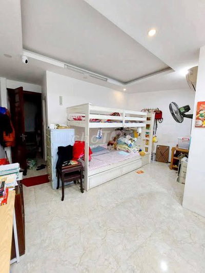 bán nhà 5 tầng Hai Bà Trưng 30m2 giá 6 tỷ