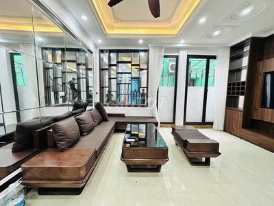 bán nhà 6 tầng Cầu Giấy - nội thất đẹp