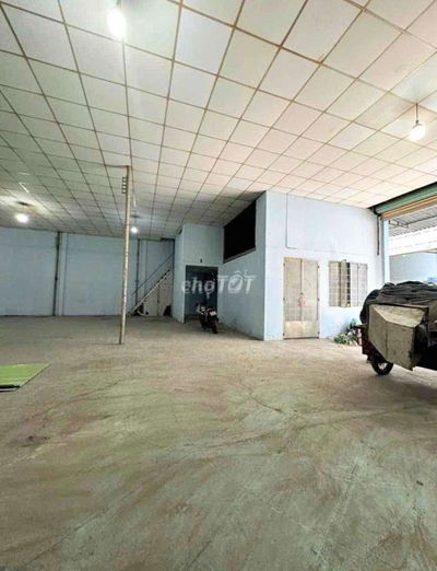 CHO  THUÊ  KHO  XƯỞNG ( 400m2) QUẬN TÂN PHÚ