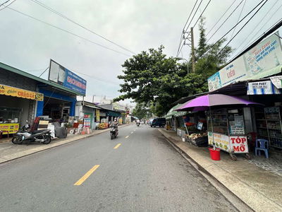 Cần bán GẤP 216.6m2 Mặt tiền đường Tân Hiệp , Huyện Hóc môn