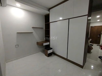 Cho thuê căn hộ 40m2 có bếp, tủ quần áo, tầng thấp, view đẹp gần AEON