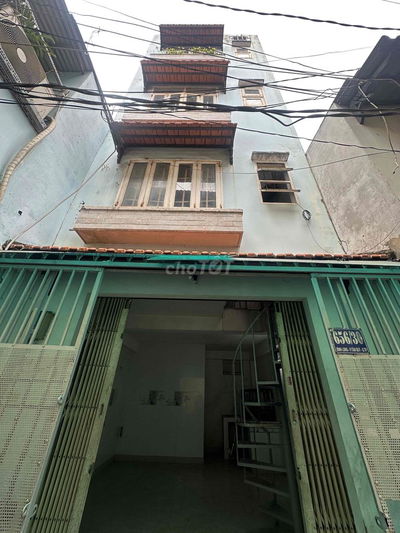 Bán nhà nhỏ 4 tầng Tân Phú giá rẻ