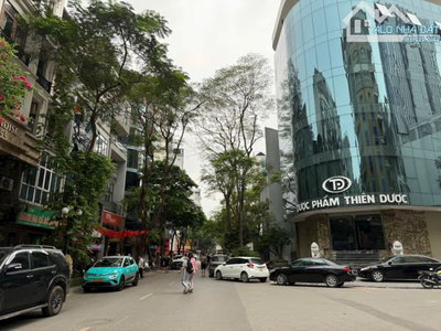 BÁN NHÀ PHỐ TRẦN THÁI TÔNG DT56m2*7TẦNG THANG MÁY ĐƯỜNG OTO TRÁNH DỪNG ĐỖ VỈA HÈ ĐÁ BÓNG.