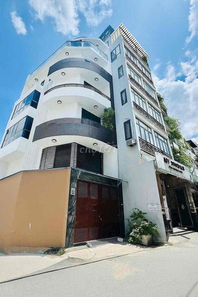 Lô góc Mặt Tiền Đường Khu Phan Xích Long Phú Nhuận 5 Tầng Thang máy
