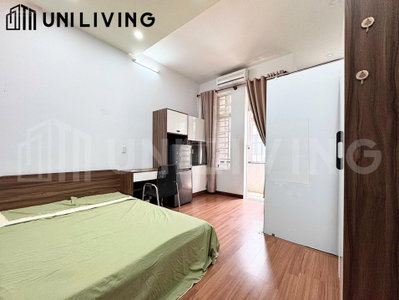 Phòng mới 100% nằm ngay ngã tư Hàng Xanh tiện di chuyển qua Q1