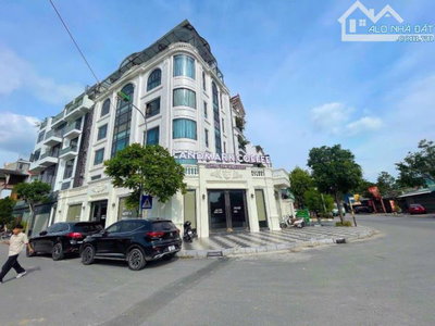 TÒA VĂN PHÒNG LÔ GÓC 3 MẶT TIỀN TỔNG CỤC 5 YÊN XÁ 212M 7 TẦNG THANG MÁY GIÁ 83 TỶ