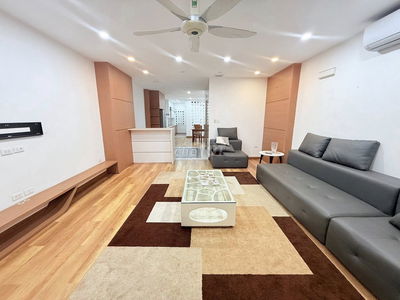 SIÊU HIẾM+CẦN BÁN CĂN LIỀN KỀ PHỐ XUÂN LA+THANG MÁY+GARA+NHỈNH 29 TỶ