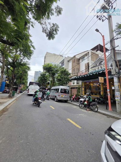 CHO THUÊ MẶT ĐƯỜNG LÊ QUANG ĐẠO- VỊ TRÍ KINH DOANH SẦM UẤT