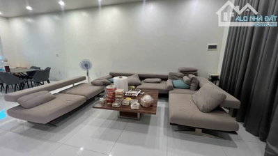 Cho thuê mặt tiền HOÀNG QUỐC VIỆT nội thất cao cấp 18tr/tháng 🏠 Mặt tiền Hoàng quốc Việt