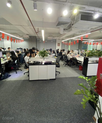 BQL chính chủ cho thuê văn phòng Comatce Tower 61 Ngụy Như Kon Tum 265m2. Giá chỉ 300 nghìn/m2/th