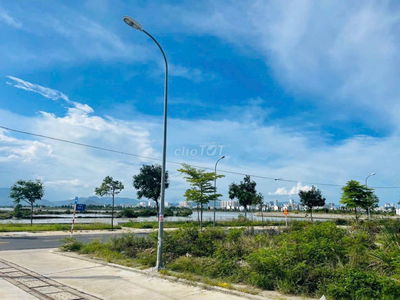 Nhánh Sông- Đất nền tại Đường Hòn Rớ 2, Gần dự án Sun