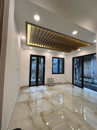 BÁN NHÀ HẺM 4M NGAY MẶT TIỀN VÕ VĂN TẦN P5 5 TẦNG GIÁ 9.3 TỶ TL