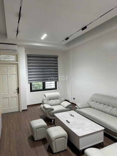 CHO THUÊ NHÀ PHỐ QUAN NHÂN, THANH XUÂN. 45M2, 5T. GARA Ô TÔ
