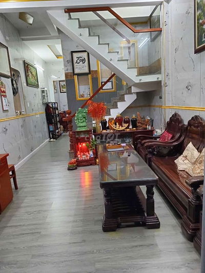 Bán nhà 2 tầng sạch đẹp,hẻm ôtô 5m thông giáp Quận 12