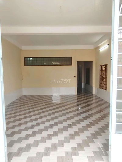 (B0)🏠CHO THUÊ NHÀ LẦU MẶT TIỀN KINH DOANH . GIÁ CHỈ 8 TRIỆU/ THÁNG