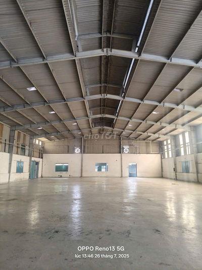 KHO XƯỞNG 2.100M2 TP DĨ AN CHO THUÊ