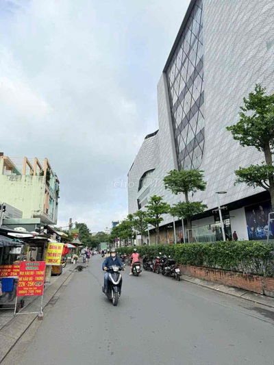 Hiếm 2 Mặt Tiền Kinh Doanh Phạm Văn Đồng