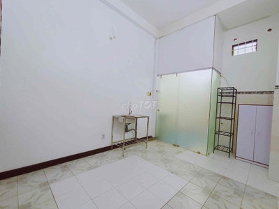 cho thuê phòng ngay học viện hành chính ueh cs c