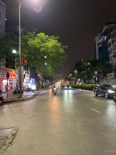 Gia đình tôi cần bán nhà 20 ngõ 20/57 phố Nguyễn Văn Cừ - Bồ Đề - Long Biên. Ô tô. LHCC: 0947 541 ***