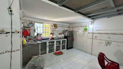 Becamex Định Hòa, lầu 4  giá : 375 triệu. Toàn quốc mua được