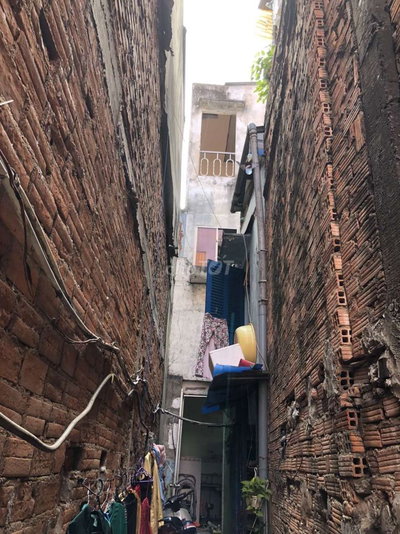 nhà nguyên căn nhỏ trong hẻm rẻ