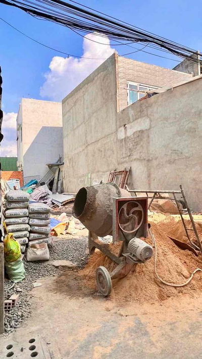 Đất gần cầu An Lộc sát Gò Vấp ( 4.93M x 17.5M ) thổ cư 85.7m2 Q12