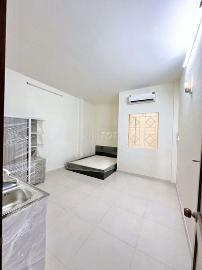 TRỌ CÓ MÁY LẠNH GIƯỜNG NỆM