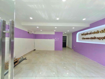 Cho thuê MBKD hoặc VP ở trung tâm Q10 - Lối đi riêng, dtsd 40m2