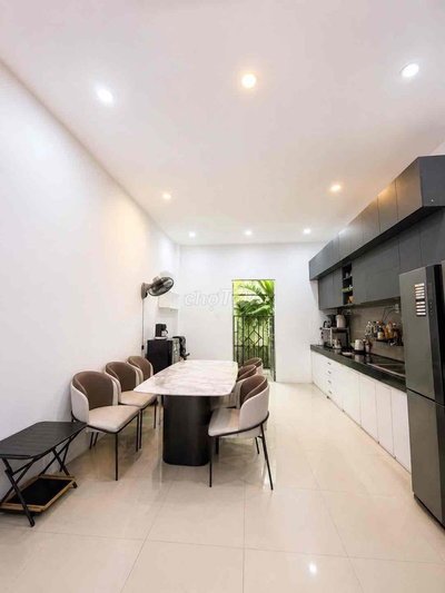 6.3 TỶ - NHÀ 2 TẦNG 80M², Ô TÔ TRÁNH - NGAY NGUYỄN DUY TRINH
