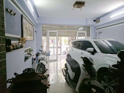 Cùng tầm tiền 15 tỷ, căn này sở hữu tới 110m2 đất tại Quận 7, đg 20m