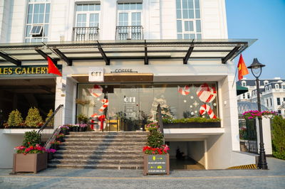Cho thuê shophouse 45 triệu/SD 750m2 mặt đường đại lộ Tây Thăng Long tại Avenue Garden, Hà Nội