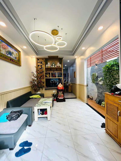 Bán nhà đẹp tặng full nội thất hẻm Huỳnh Tấn Phát phường Tân Phú Q7