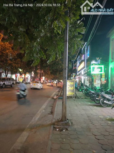 Cho thuê gấp giá rẻ căn hộ mặt phố Yên Phụ 120m, tầng 7, mặt tiền 6m, 19 tr/th Tây Hồ.
