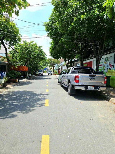 HÀNG THƠM NHẤT phước Bình -107m2- ngang 4,6m chỉ  8,9 tỷ