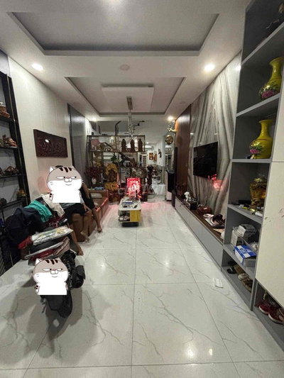 Nhà 3 Tầng mặt tiền hẻm đường Tạ Quang Bửu P6 Q8