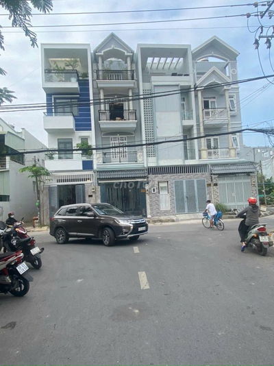Anh về Úc bán nhà mặt tiền đường số 3 HBP , gần Vạn Phúc City