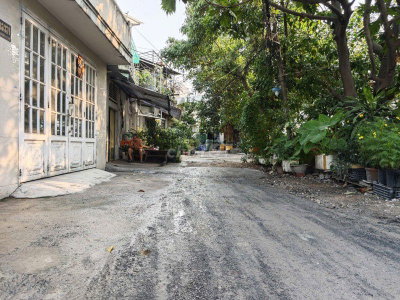 Hẻm xe hơi Phạm Văn Đồng, p13, q.Bình Thạnh DT 50m2. Giá chỉ 5.9 Tỷ