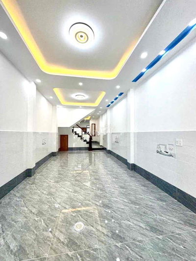 NHÀ MẶT TIỀN KD - NGAY CHỢ BÀ HÔM - 2 TẦNG - DT 105M - VỊ TRÍ SẦM UẤT