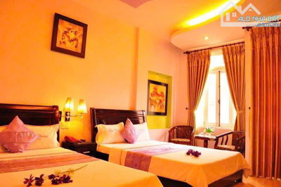 🏨 KHÁCH SẠN MINI 4 TẦNG – MẶT TIỀN CHU VĂN AN – TRUNG TÂM PHỐ ĐÊM HUẾ 🌃 🔥