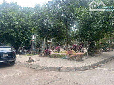 Bán đất bò sơn Cao Nguyên nhìn vườn hoa dt 84m mt 5.25m giá 11.3 tỷ