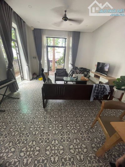 🏡🏡🏡CHO THUÊ NHÀ NGUYÊN CĂN 2 TẦNG KĐT ROYAL PARK- TP HUẾ