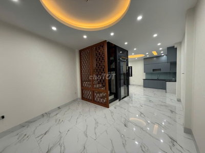 Cho thuê nhà nguyên căn ở Cầu Cốc, Tây Mỗ 5 tầng, thang máy, mới, 6pn