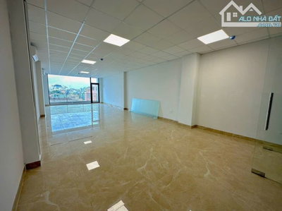 Cho thuê 100m2 Lầu 6 sàn VP MT đường Bạch Đằng, P Gia Định. DT 5x20m. Giá 19tr/th.