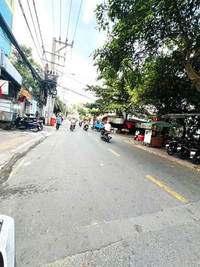 NGAY GA METRO KHU CÔNG NGHỆ CAO-NHÀ 1 TRỆT 1 LẦU-DT 231M2-56TR/M2-TL