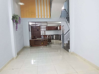 NHÀ ĐẸP 2 TẦNG 2PN KIỆT RỘNG NGUYỄN CHÍ THANH