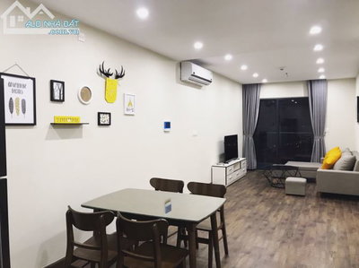 CHO THUÊ CĂN HỘ ĐÃ TRÀNG BỊ ĐỦ ĐỒ GOLDSEASON,  2 NGỦ, VÀO Ở ĐƯỢC NGAY, CÓ ẢNH